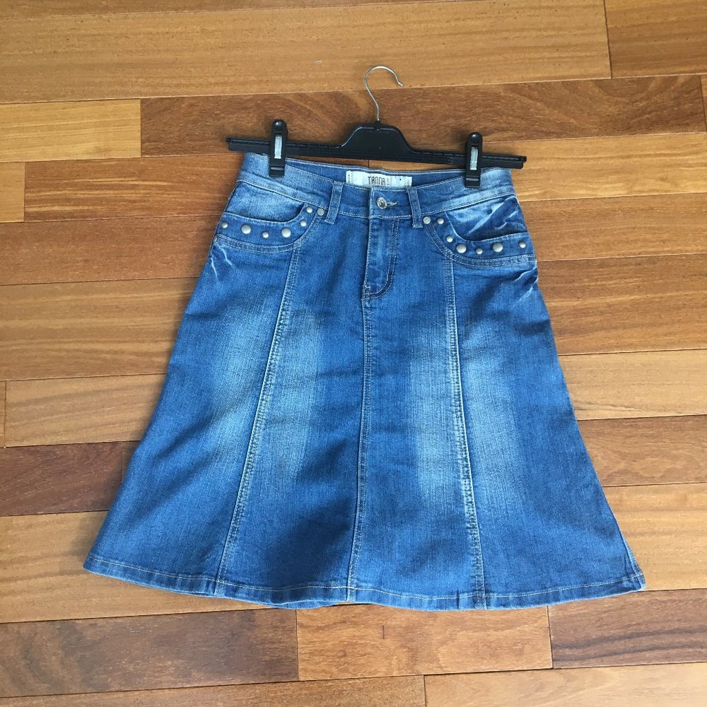 Vintage A-line denim skirt